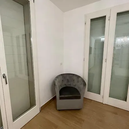 Affittacamere Villa Forni *